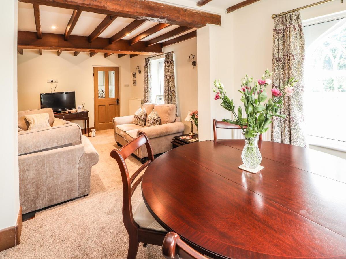 Springfield Cottage Wrexham Ngoại thất bức ảnh